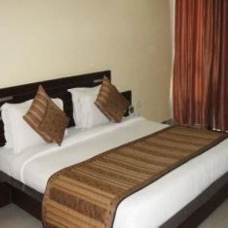 Anand Corbett Aamod Resort & Spa Corbett National Park Exteriör bild