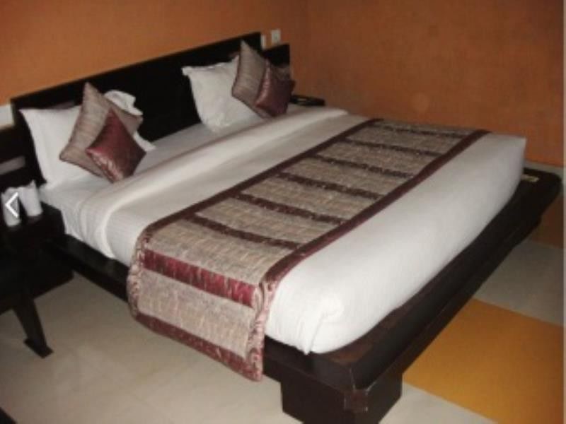 Anand Corbett Aamod Resort & Spa Corbett National Park Exteriör bild
